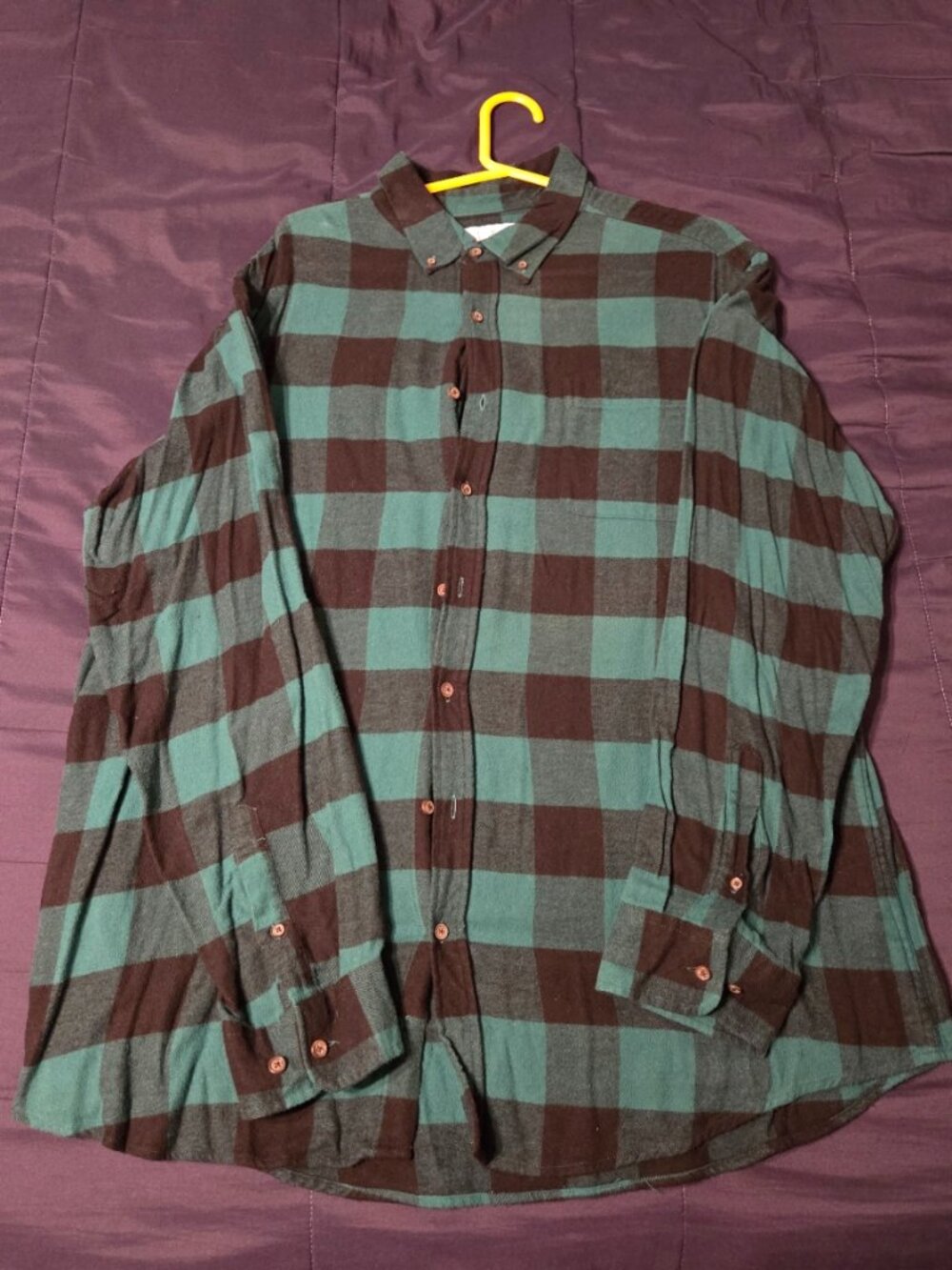 MENS XL CROFT & BARROW GREEN AND BLACK FLANNEL
